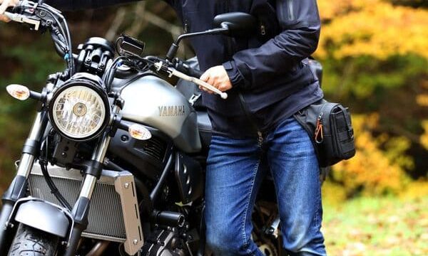 バイク乗りが助かるレッグバッグ ホルスターバッグ おすすめ6選 はじめてバイク バイク乗りが助かるレッグバッグ ホルスターバッグ おすすめ6選 はじめてバイク