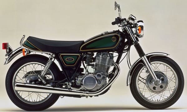 1995年モデルのSR400の画像