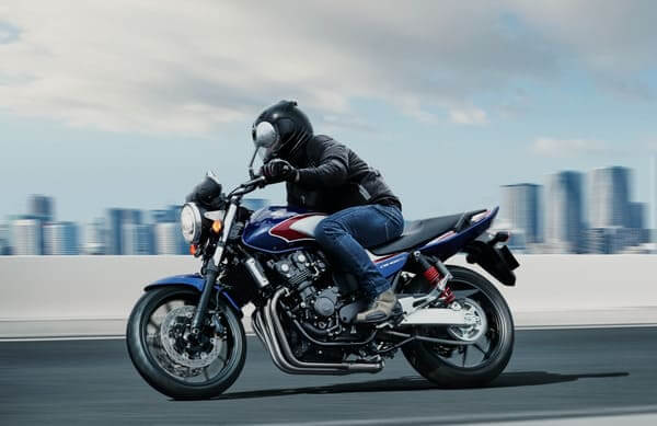 ホンダ CB400SFの画像