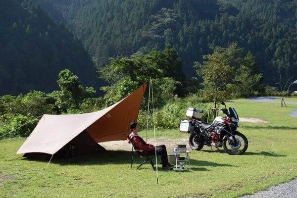 バイクキャンプの画像