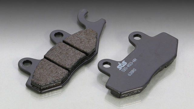 初心者でも出来るバイクのブレーキキャリパー清掃 注意点や使用工具の説明 はじめてバイク